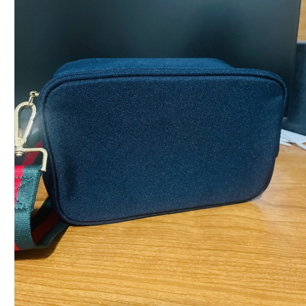 Prada bag - Picture 2 of 6